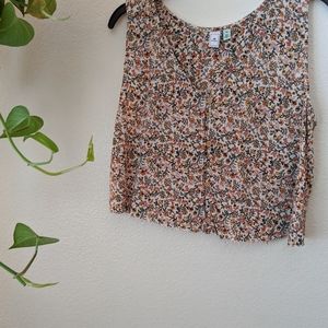 Cropped Floral Button Tank